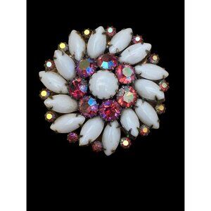 Weiss Vintage Brooch With White Milk Glass & Aurora Borealis Rhinestones